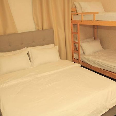 مانيلا A2J Luxury 1Br Balcony Suite Near Venice Mall Bgc المظهر الخارجي الصورة
