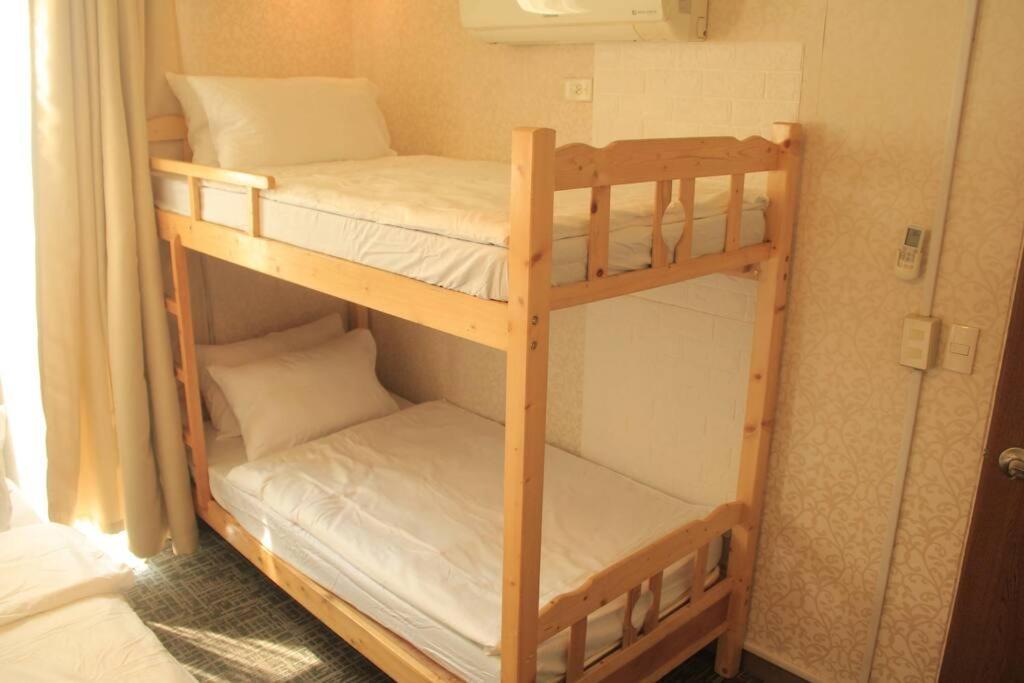 مانيلا A2J Luxury 1Br Balcony Suite Near Venice Mall Bgc المظهر الخارجي الصورة