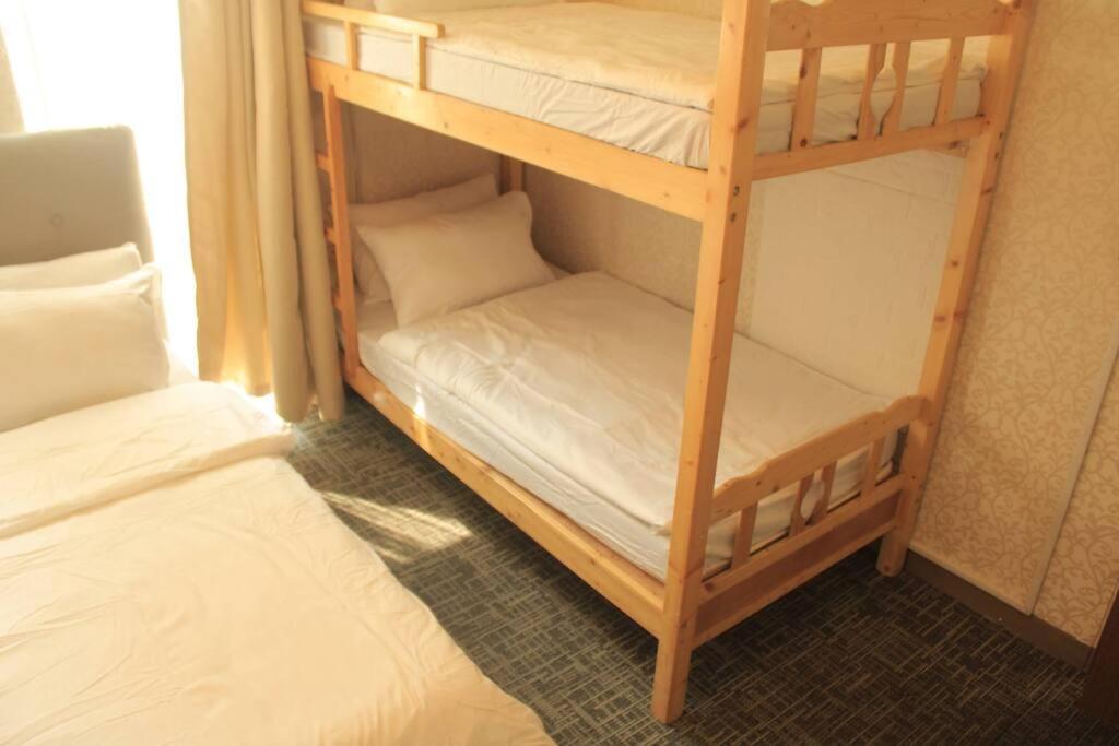 مانيلا A2J Luxury 1Br Balcony Suite Near Venice Mall Bgc المظهر الخارجي الصورة
